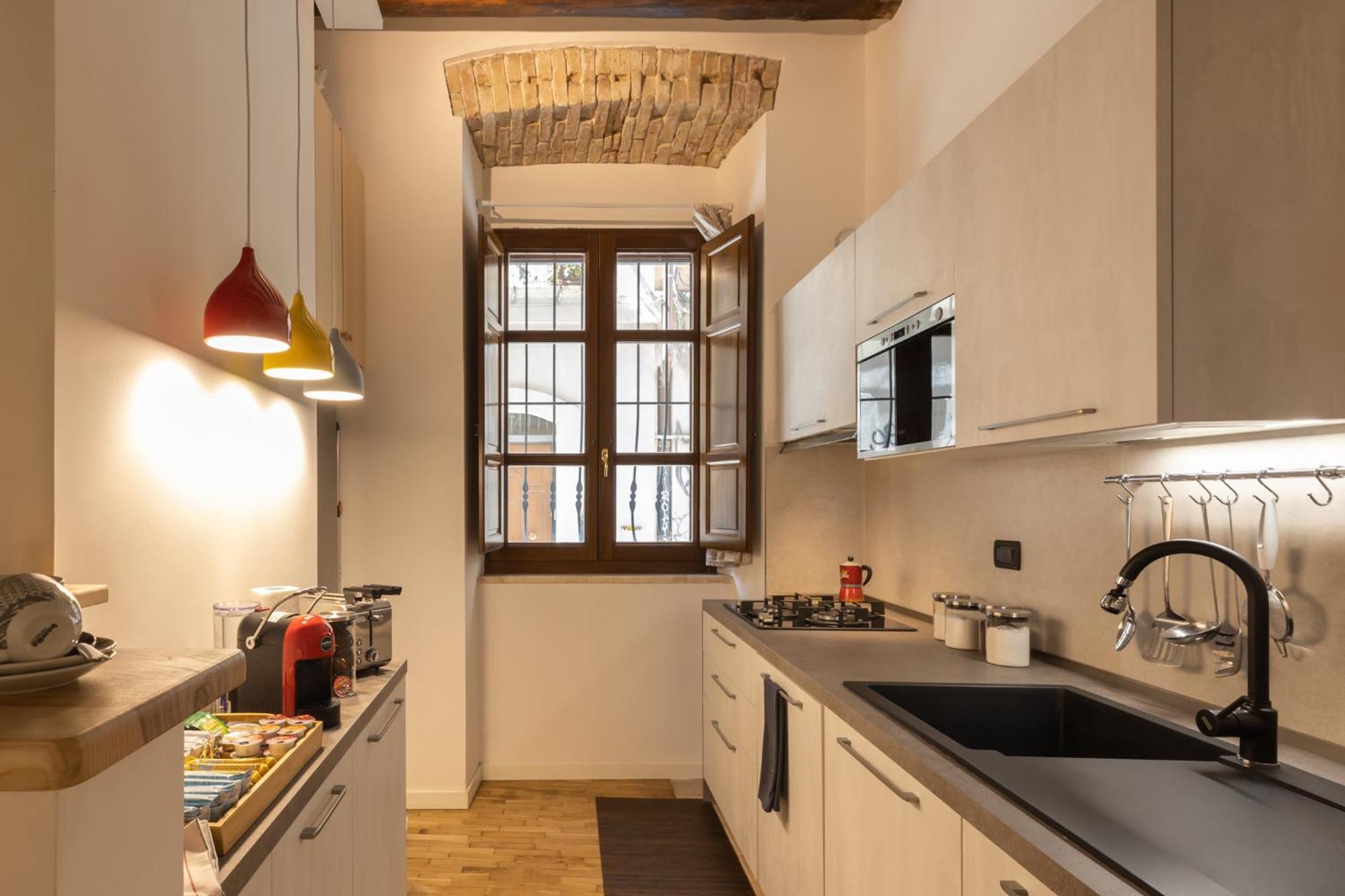 Suite "Le Vele" In The Heart Of The City Cagliari Exterior photo